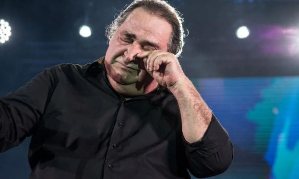 Στην τελευταία του κατοικία οδηγείται σήμερα ο Βασίλης Καρράς: Στο Κοκκινοχώρι Καβάλας η κηδεία του
